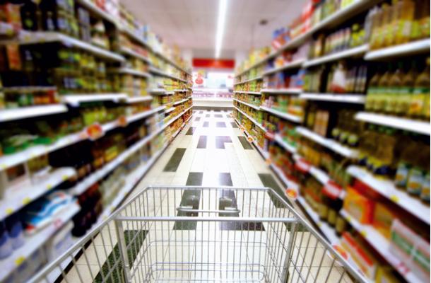 Ad aprile i consumi sono crollati del 47,6%. I dati della Confcommercio