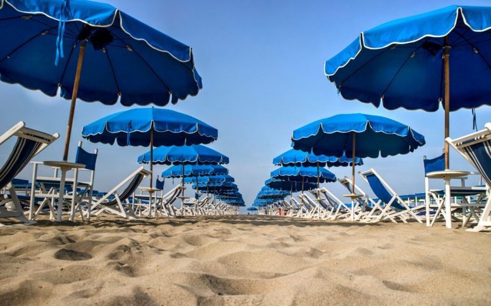 Coronavirus: nel Lazio tutti al mare dal 29 maggio, riaprono anche palestre, piscine, case famiglie e b&b