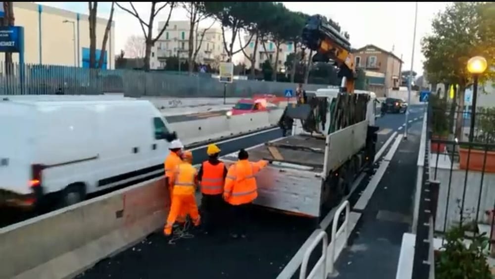 Sospiro di sollievo per la via Tiburtina: sono ripresi i lavori