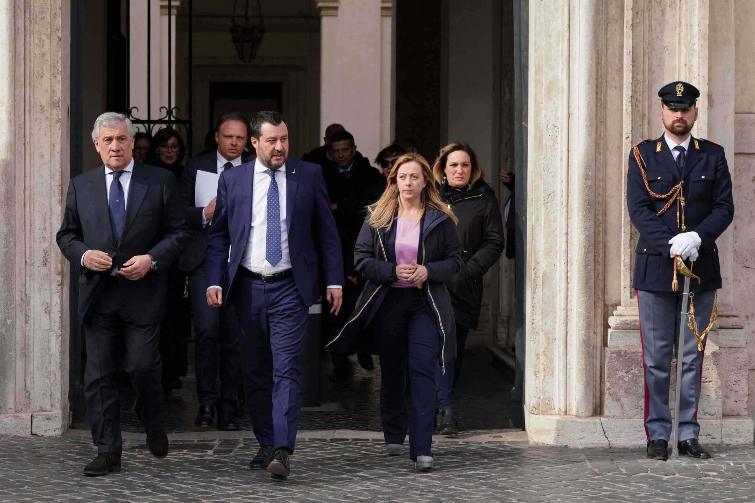 E’ arrivato l’invito di Conte alle opposizioni. Giovedì tutti a Palazzo Chigi. Meloni: “Non intendo andare a perdere tempo”