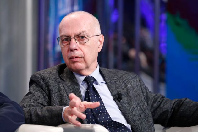 Gianni Rezza: “Rispettare e rafforzare le misure di distanziamento”