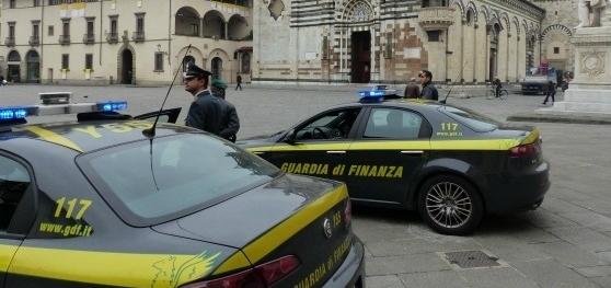 Firenze, Palermo e Prato, maxi sequestro della Guardia di Finanza di beni e denaro