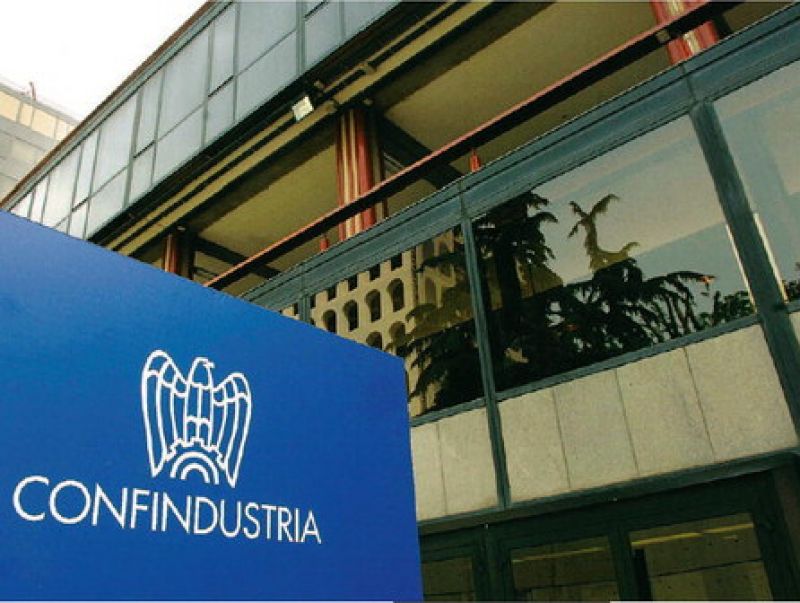 Spallata di Confindustria sui contratti: “Improntati sulla produttività”