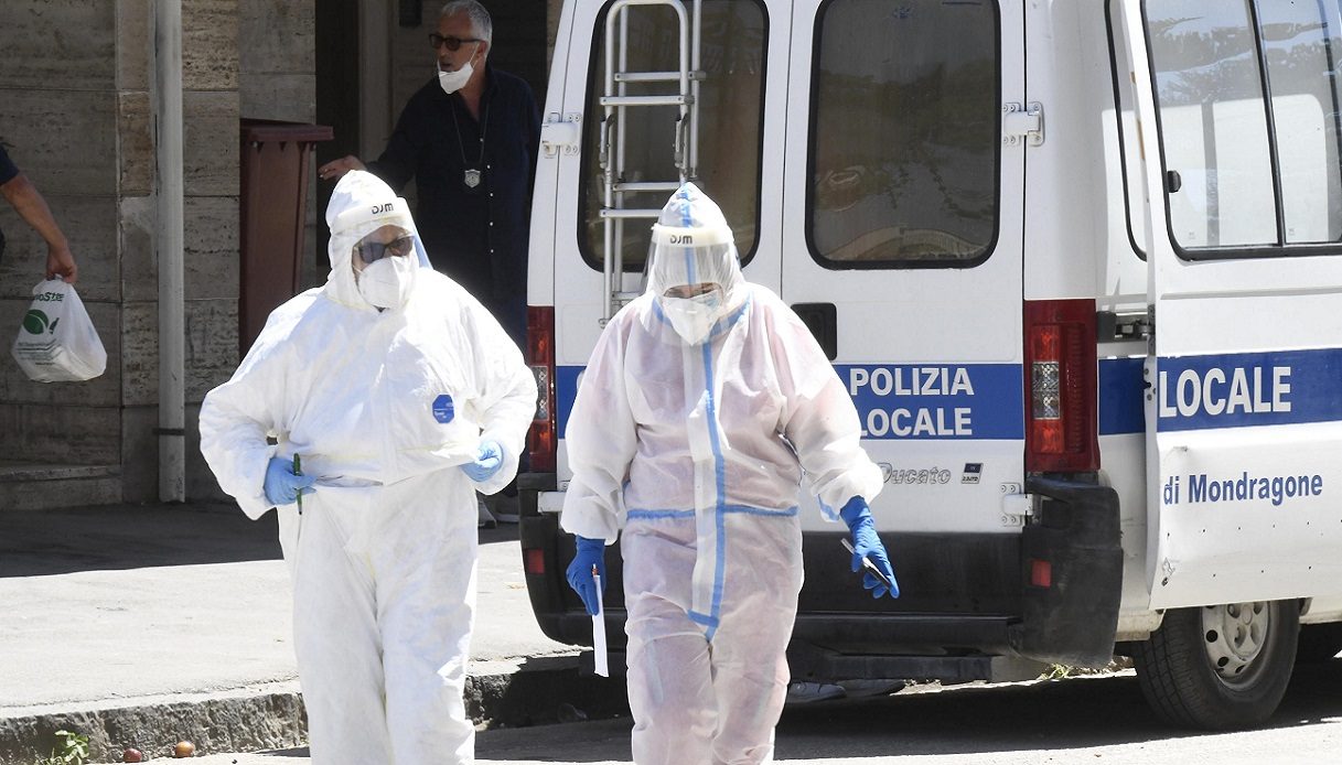 Covid, impennata dei contagi (230), aumentano anche le vittime (20)