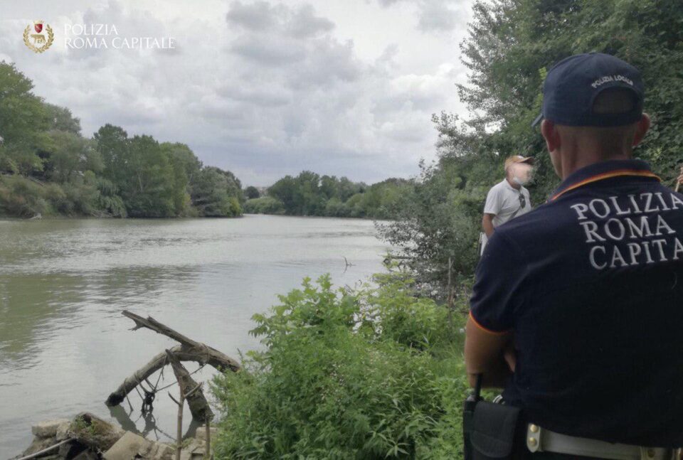 Tevere ed Aniene in emergenza con una nuova moria di pesci