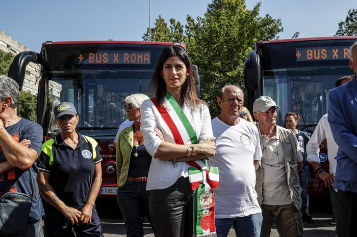 Atac, Raggi: da agosto in arrivo primi 70 mezzi dei 328 previsti