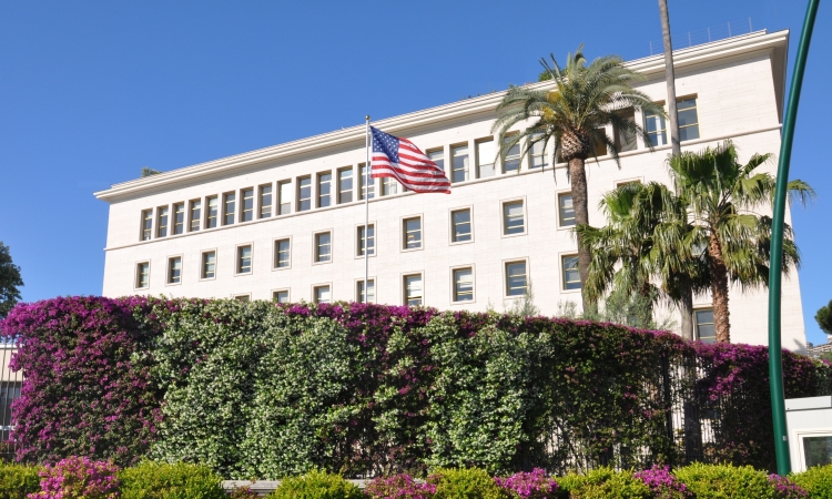 Riaperti l’Ambasciata e i Consolati Generali Americani in Italia: la priorità va agli studenti