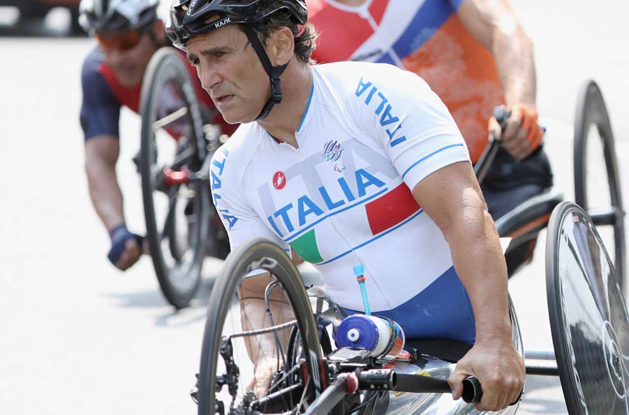 Stabili le condizioni di Alex Zanardi