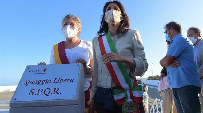 E’ nata a Ostia la spiaggia SPQR, gratuita ed a disposizione di cittadini e turisti