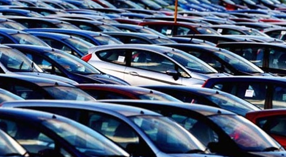 Mercato Auto, profondo rosso in Europa