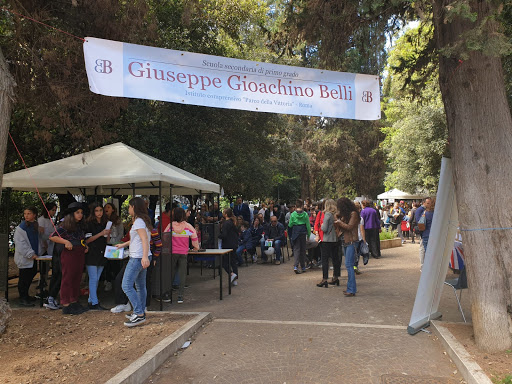 Scuola aperta e chiusa a Prati, la protesta dei genitori