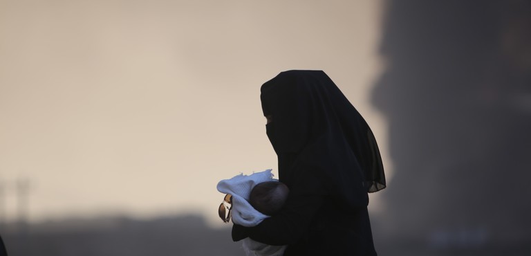 L’italiana che aveva giurato fedeltà all’Isis si è pentita e parla ai Pm: “Il Califfato mi ha deluso”