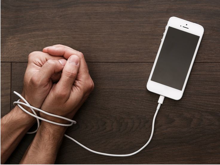 Al via nella Capitale la campagna “Iperconnessi” sulle dipendenze da smartphone