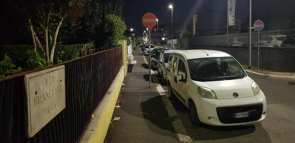 Spari in strada ad Acilia, ferito un pregiudicato