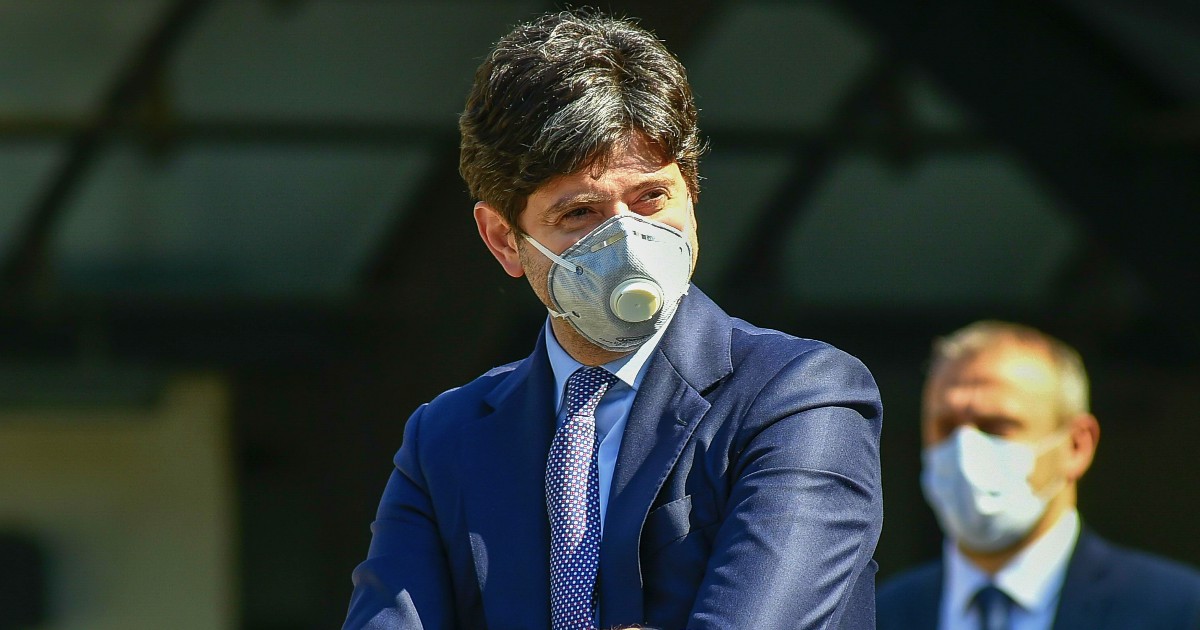 Speranza avverte: “Primi segnali in controtendenza, ma sono del tutto insufficienti”