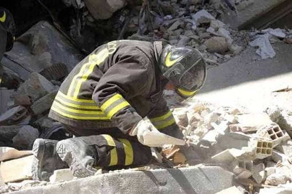 Per i Vigili del Fuoco l’amianto è una delle condizioni di lavoro con più rischio